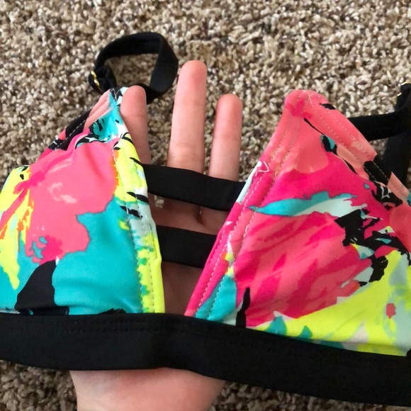 Target bikini top - Picture 2 of 3